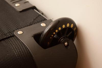 Nové kolečko na kufru